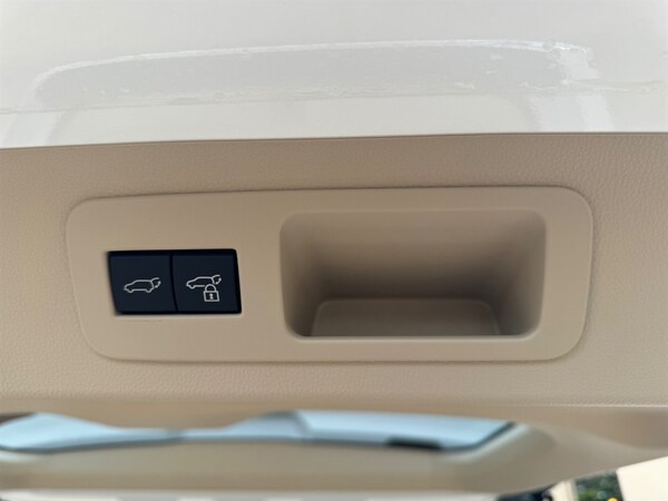 Used Toyota Landcruiser 2024 for sale - 71387869: Photo 42