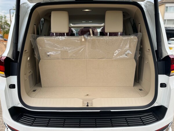 Used Toyota Landcruiser 2024 for sale - 71387869: Photo 44