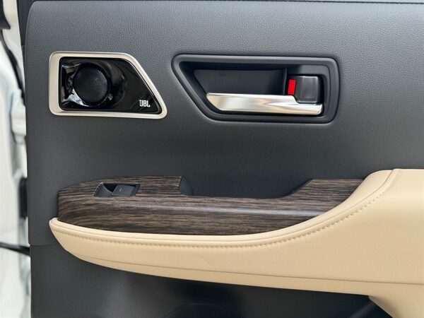 Used Toyota Landcruiser 2024 for sale - 71387869: Photo 48