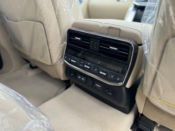 Used Toyota Landcruiser 2024 for sale - 71387869: Photo 53