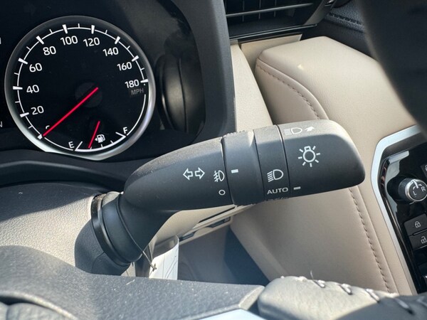 Used Toyota Landcruiser 2024 for sale - 71387869: Photo 64
