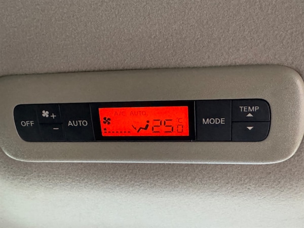 Used Nissan Elgrand 2018 for sale - 75571614: Photo 29