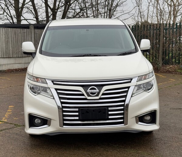 Used Nissan Elgrand 2018 for sale - 75571614: Photo 2