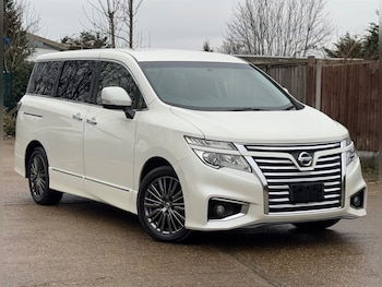 Used Nissan Elgrand 2018 for sale - 75571614: Photo