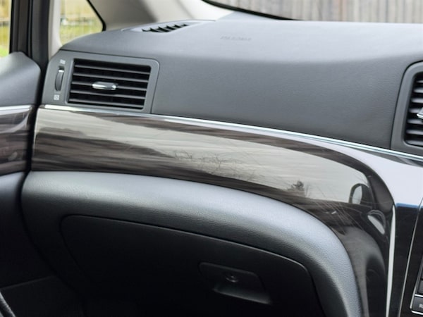 Used Nissan Elgrand 2018 for sale - 75571614: Photo 44