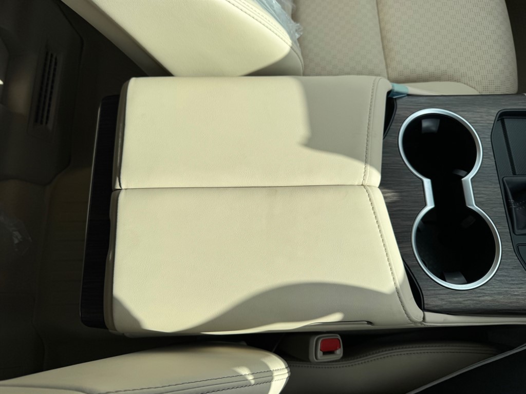 Used Toyota Land Cruiser 2024 for sale - 77708400: Photo 33