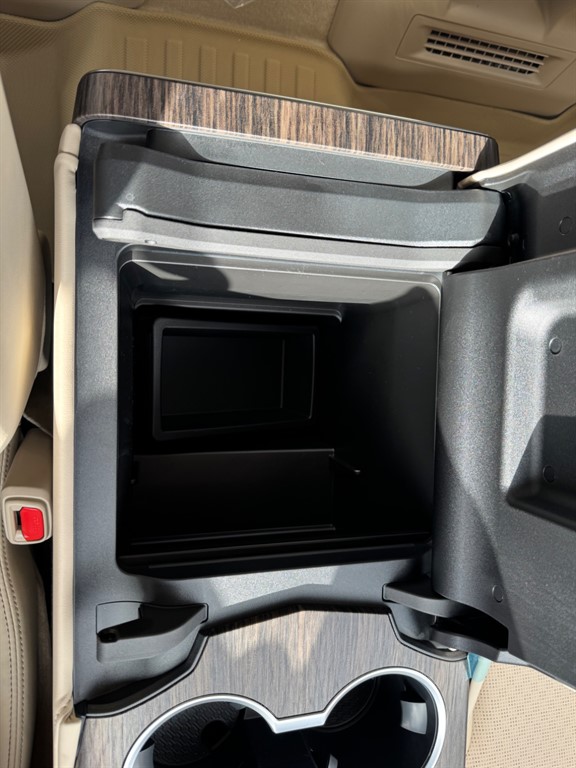 Used Toyota Land Cruiser 2024 for sale - 77708400: Photo 34