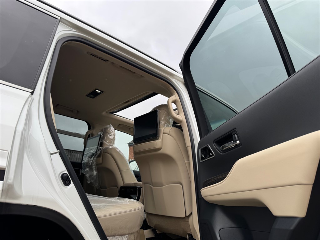 Used Toyota Land Cruiser 2024 for sale - 77708400: Photo 46