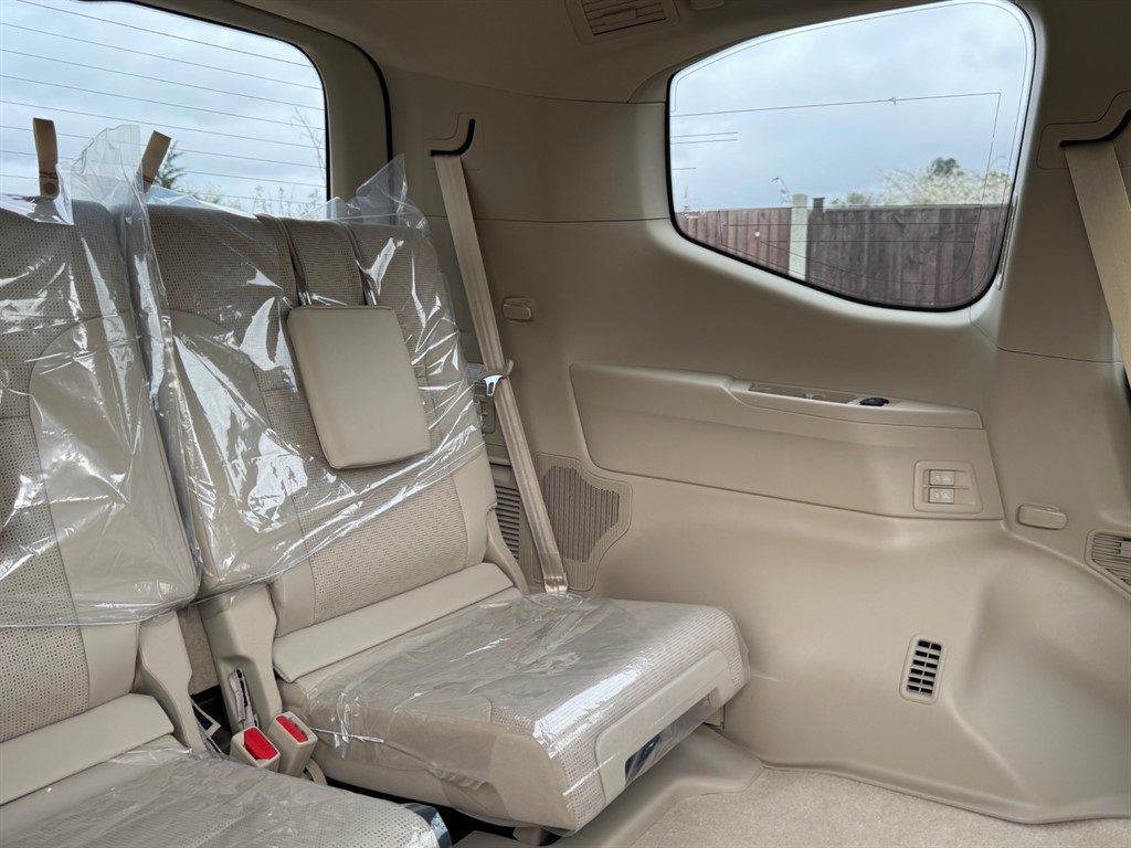 Used Toyota Land Cruiser 2024 for sale - 77708400: Photo 62