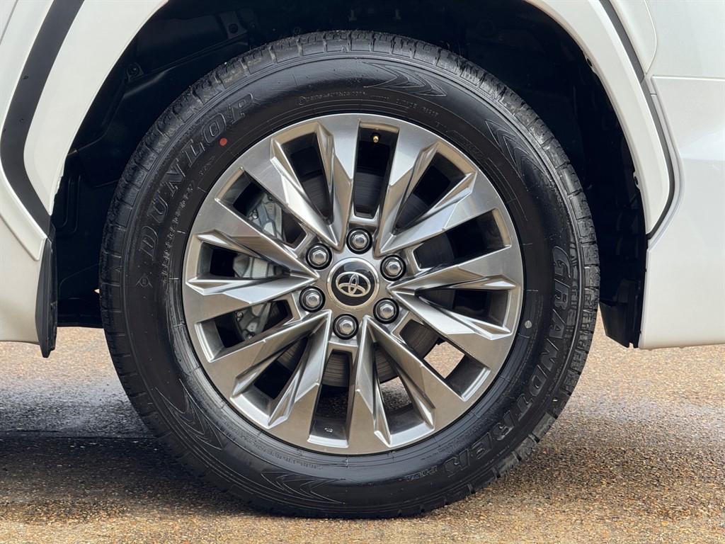 Used Toyota Land Cruiser 2024 for sale - 77708400: Photo 93