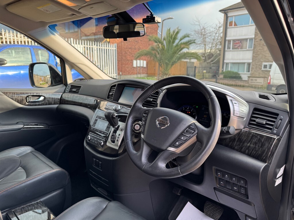 Used Nissan Elgrand 2019 for sale - 77810501: Photo 13