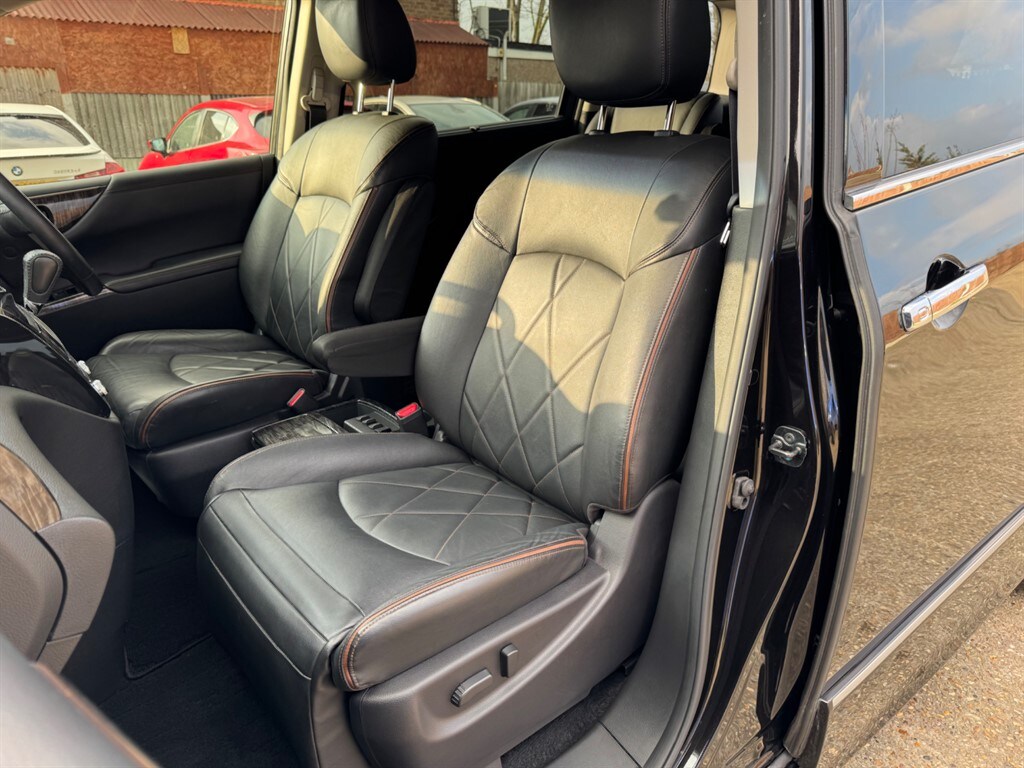 Used Nissan Elgrand 2019 for sale - 77810501: Photo 17