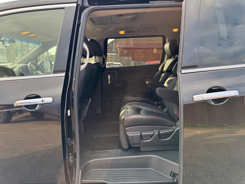 Used Nissan Elgrand 2019 for sale - 77810501: Photo 49