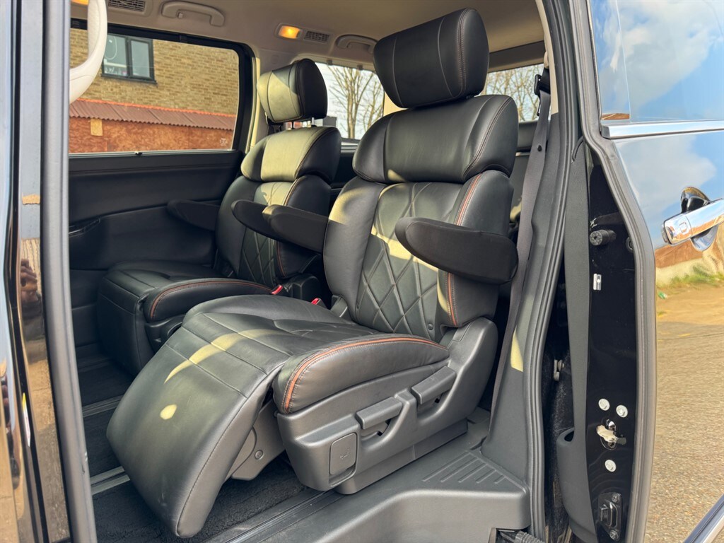 Used Nissan Elgrand 2019 for sale - 77810501: Photo 51