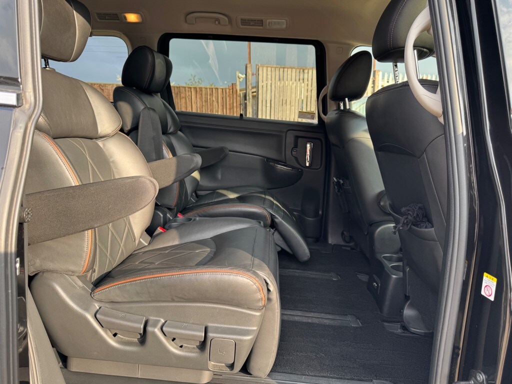 Used Nissan Elgrand 2019 for sale - 77810501: Photo 54