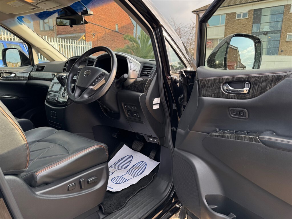 Used Nissan Elgrand 2019 for sale - 77810501: Photo 9