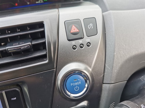 Used Toyota Prius 2013 for sale - 75570248: Photo 39