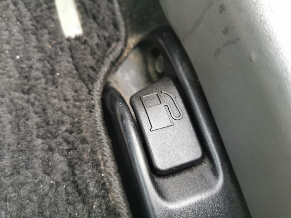 Used Toyota Prius 2013 for sale - 75570248: Photo 51