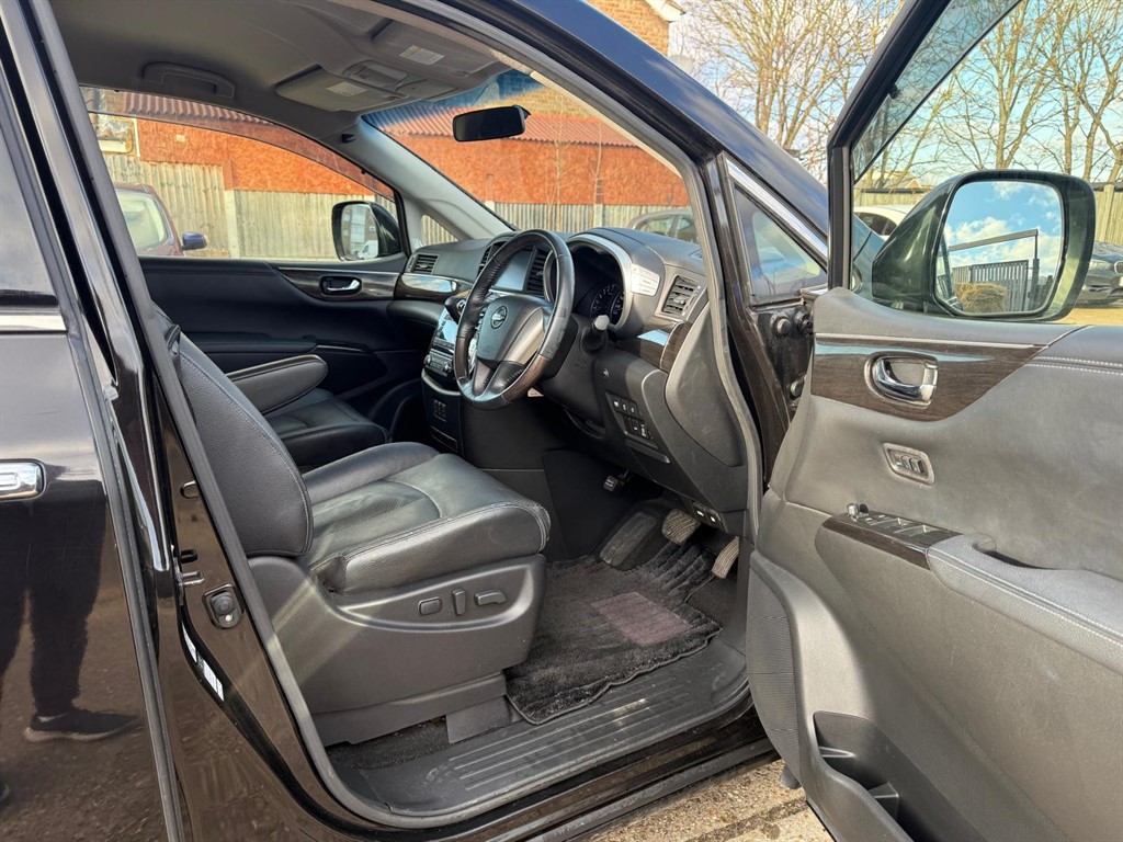 Used Nissan Elgrand 2013 for sale - 77047917: Photo 10