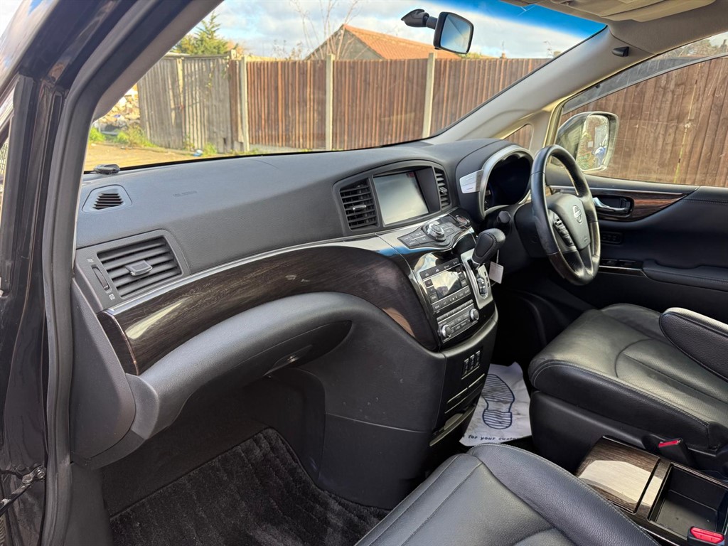 Used Nissan Elgrand 2013 for sale - 77047917: Photo 18