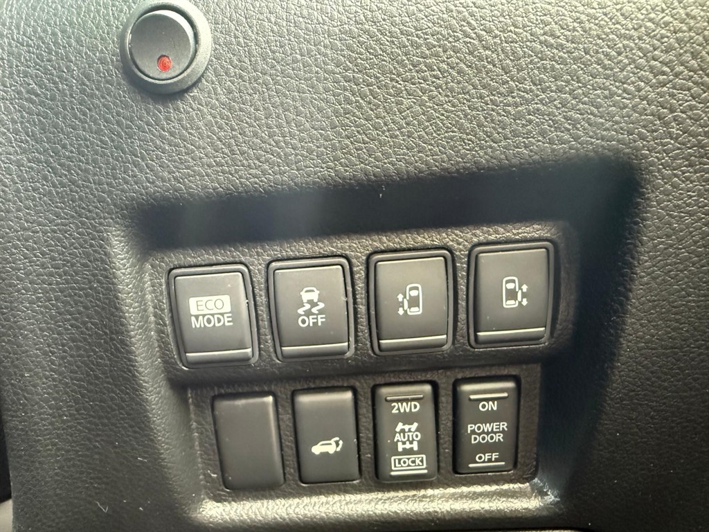 Used Nissan Elgrand 2013 for sale - 77047917: Photo 39