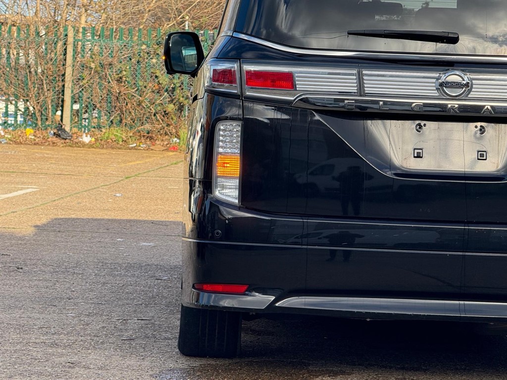 Used Nissan Elgrand 2013 for sale - 77047917: Photo 64