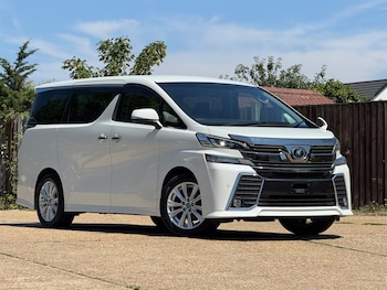 Used Toyota Vellfire 2017 for sale - 79189800: Photo