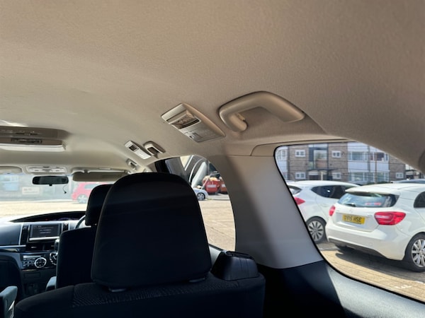 Used Toyota Estima 2013 for sale - 75572120: Photo 19