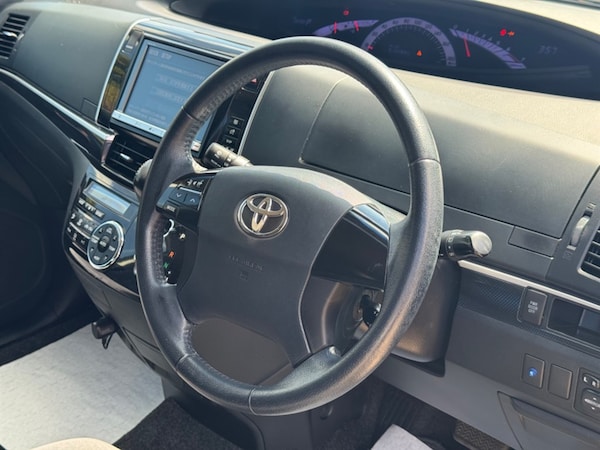 Used Toyota Estima 2013 for sale - 75572120: Photo 41