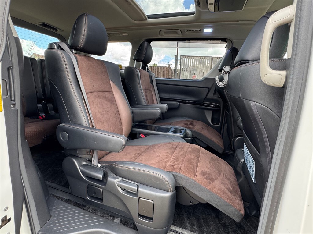 Used Toyota Alphard 2014 for sale - 78055455: Photo 48