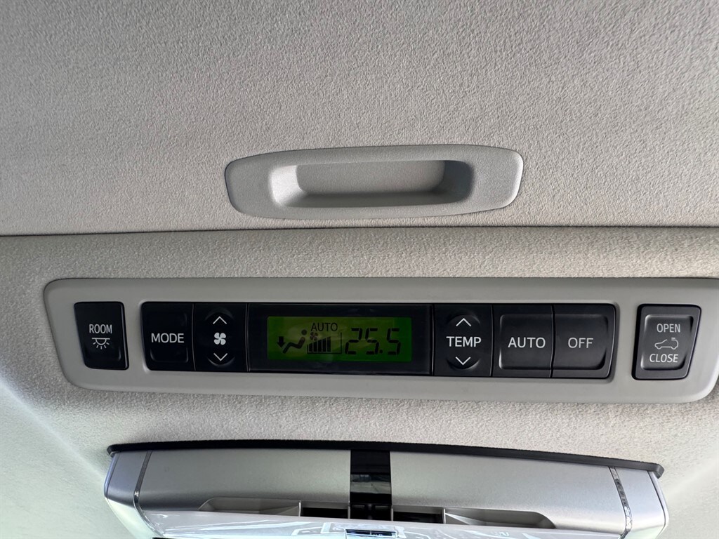 Used Toyota Alphard 2014 for sale - 78055455: Photo 52