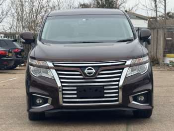 Used Nissan Elgrand 2018 for sale - 74104085: Photo