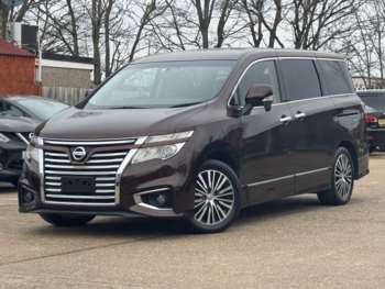 Used Nissan Elgrand 2018 for sale - 74104085: Photo