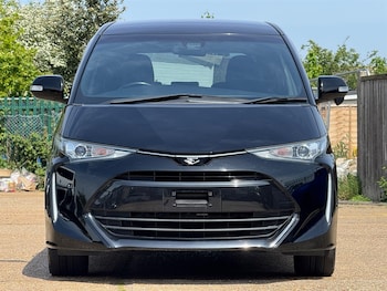 Used Toyota Estima 2018 for sale - 79491635: Photo