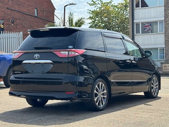 Used Toyota Estima 2018 for sale - 79491635: Photo
