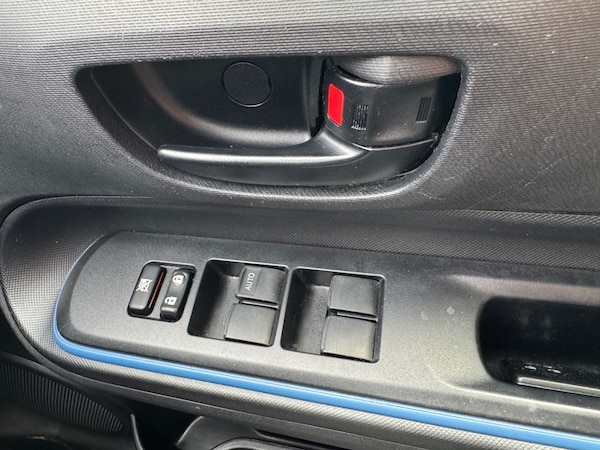 Used Toyota Aqua 2013 for sale - 75572079: Photo 16