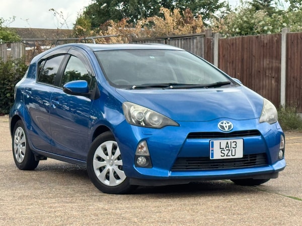 Used Toyota Aqua 2013 for sale - 75572079: Photo 1