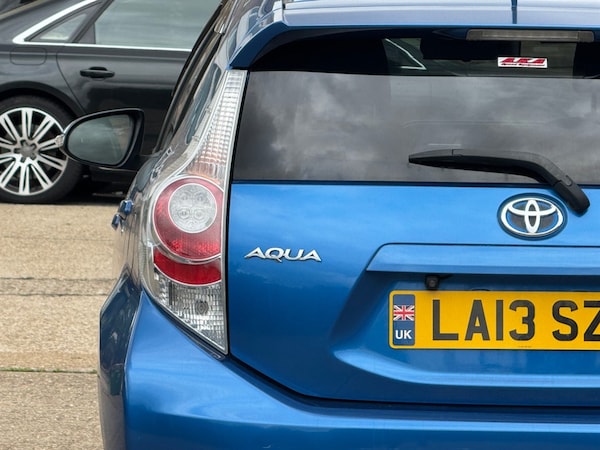 Used Toyota Aqua 2013 for sale - 75572079: Photo 46