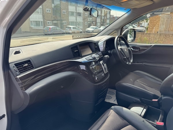 Used Nissan Elgrand 2017 for sale - 75569891: Photo 17
