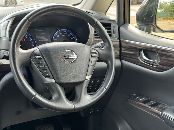 Used Nissan Elgrand 2017 for sale - 75569891: Photo 44