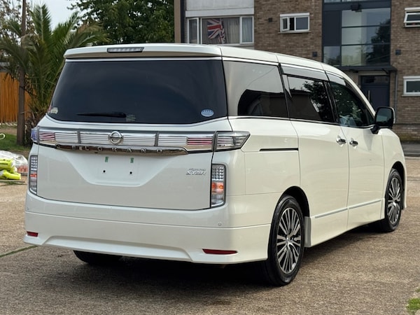 Used Nissan Elgrand 2017 for sale - 75569891: Photo 6