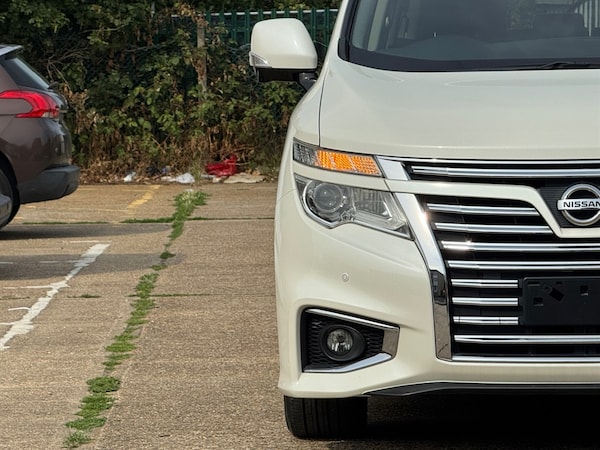 Used Nissan Elgrand 2017 for sale - 75569891: Photo 80
