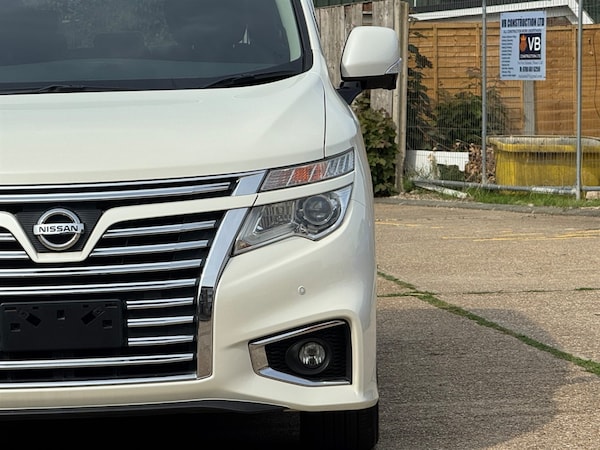 Used Nissan Elgrand 2017 for sale - 75569891: Photo 81