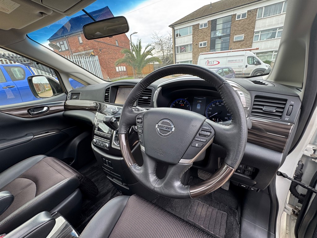 Used Nissan Elgrand 2018 for sale - 78061576: Photo 13