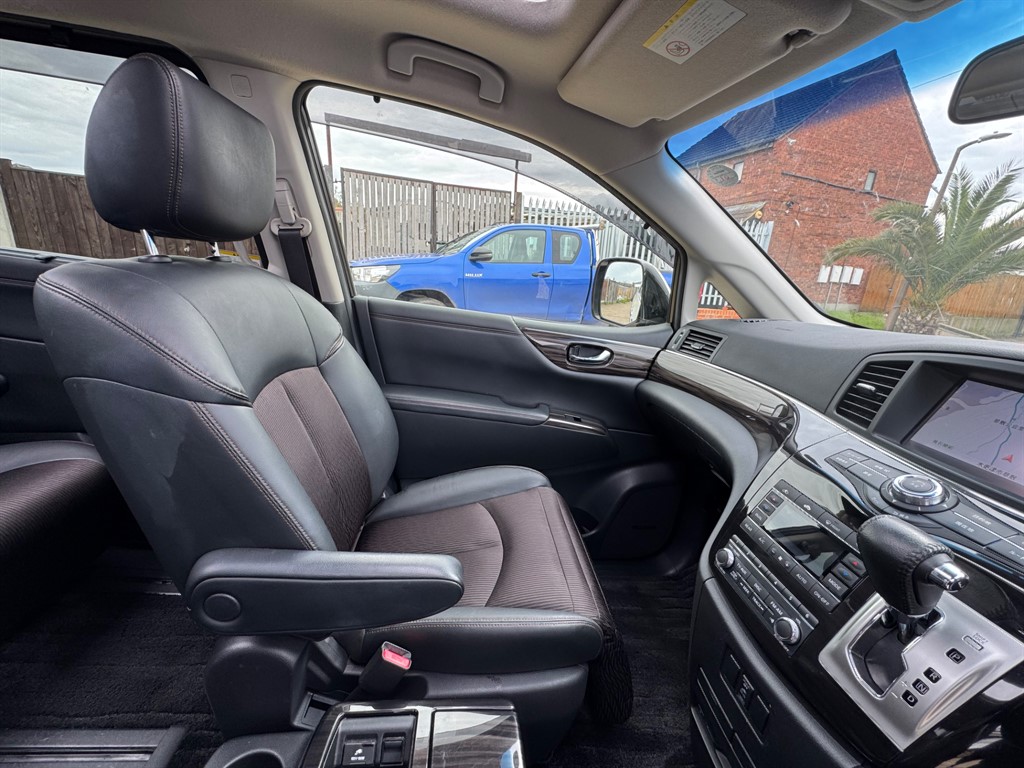 Used Nissan Elgrand 2018 for sale - 78061576: Photo 14