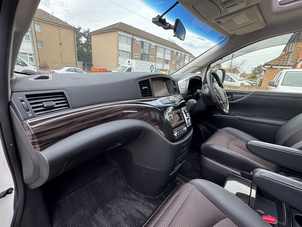 Used Nissan Elgrand 2018 for sale - 78061576: Photo 19