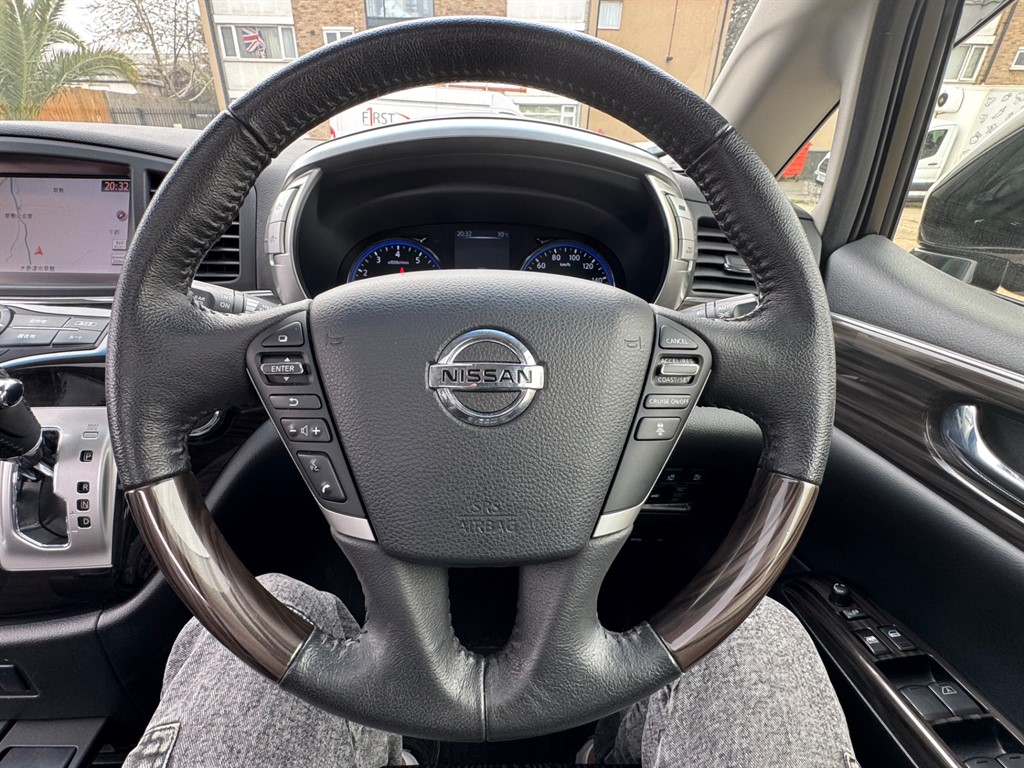 Used Nissan Elgrand 2018 for sale - 78061576: Photo 39