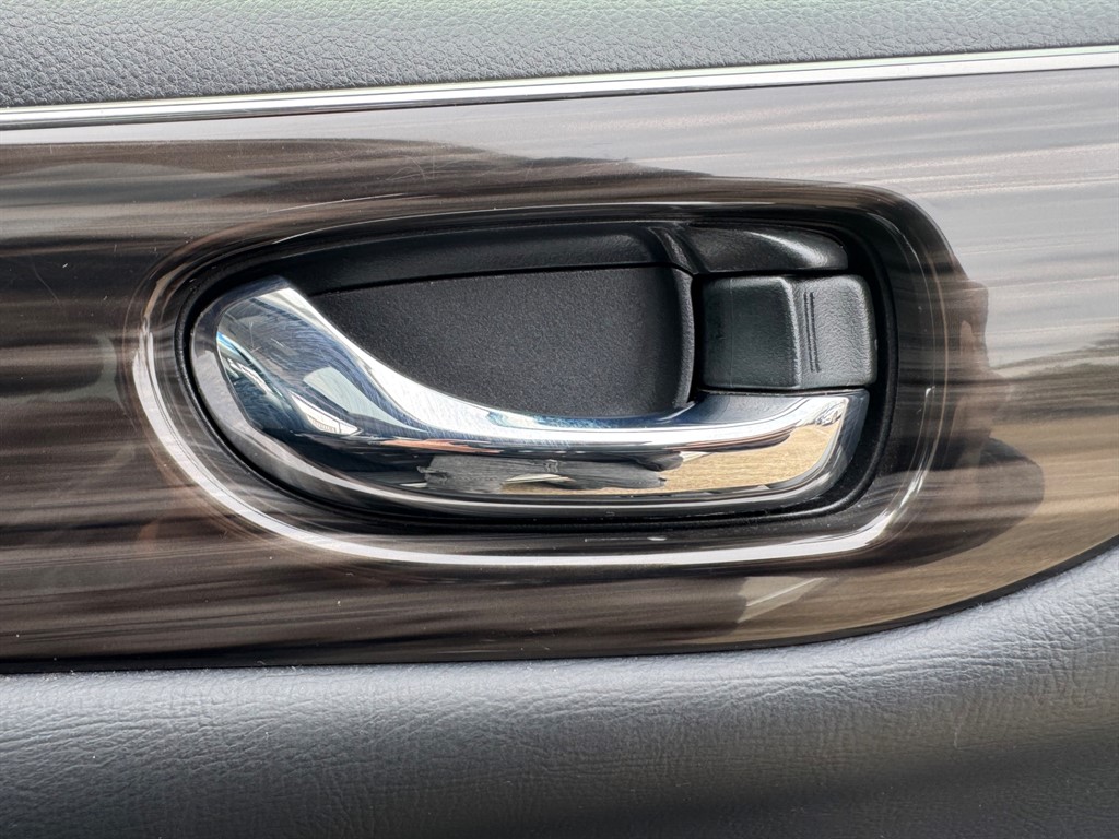 Used Nissan Elgrand 2018 for sale - 78061576: Photo 43