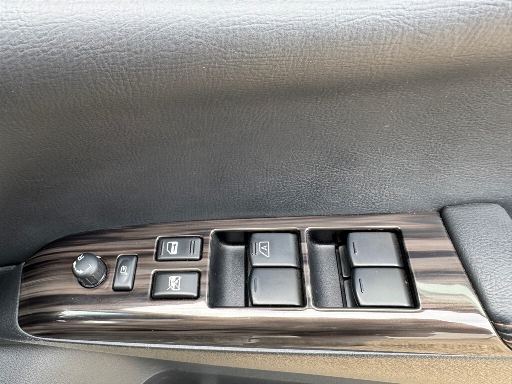 Used Nissan Elgrand 2018 for sale - 78061576: Photo 44