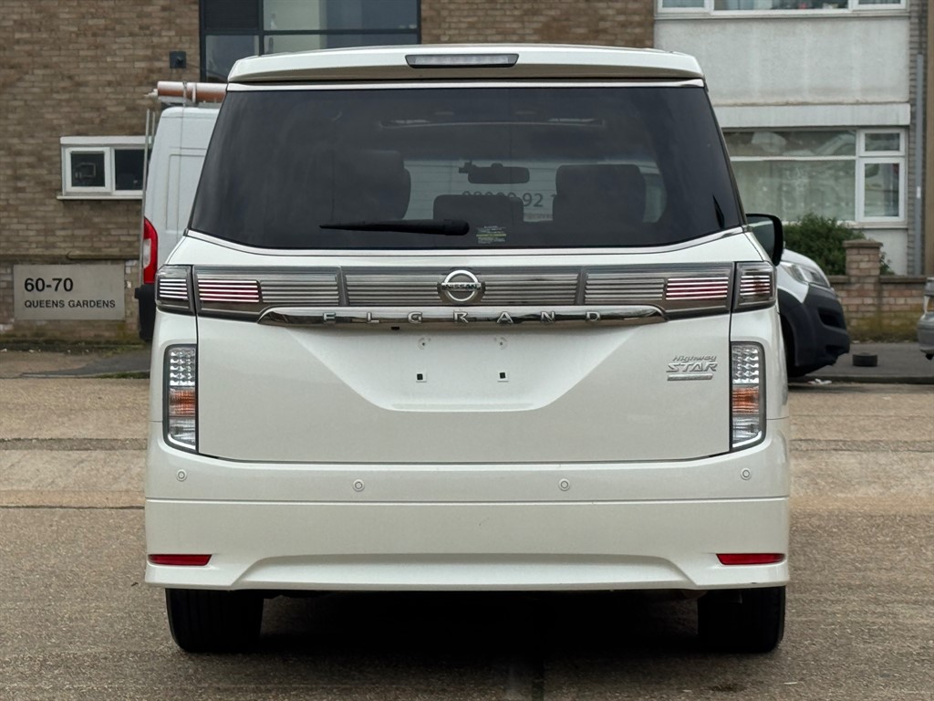 Used Nissan Elgrand 2018 for sale - 78061576: Photo 5